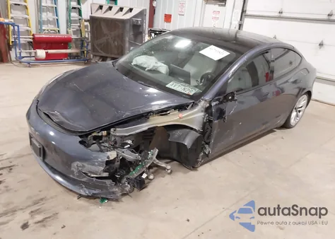 2022 Tesla Model 3 from USA, damaged, VIN 5YJ3E1EB5NF155330